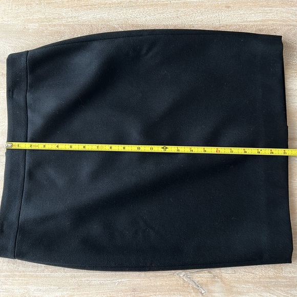 J. Crew No. 2 Pencil Skirt in Double-Serge Wool NWT - Picture 4 of 7